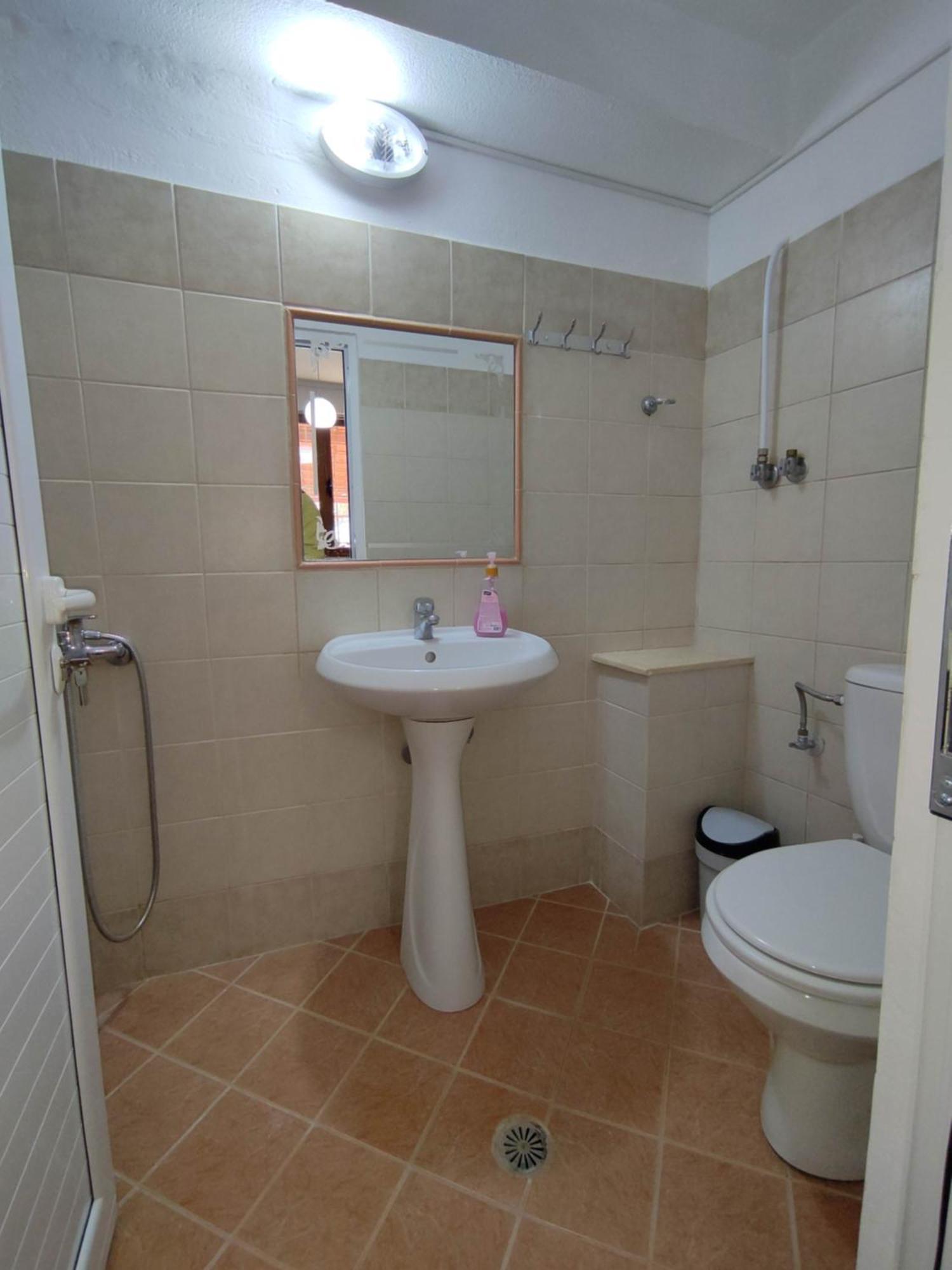 Aris Apartment Sarande Exterior photo