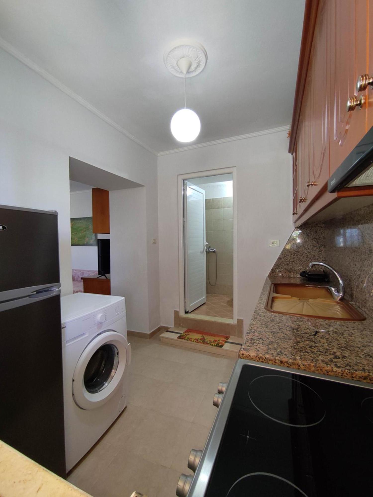 Aris Apartment Sarande Exterior photo